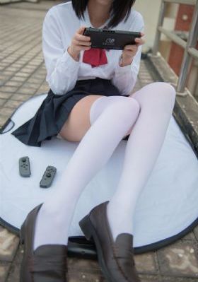 欧美头像情侣贴吧_BD英语完整视频观看