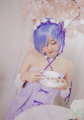 看欧美老贵妇高清_1080视频大全
